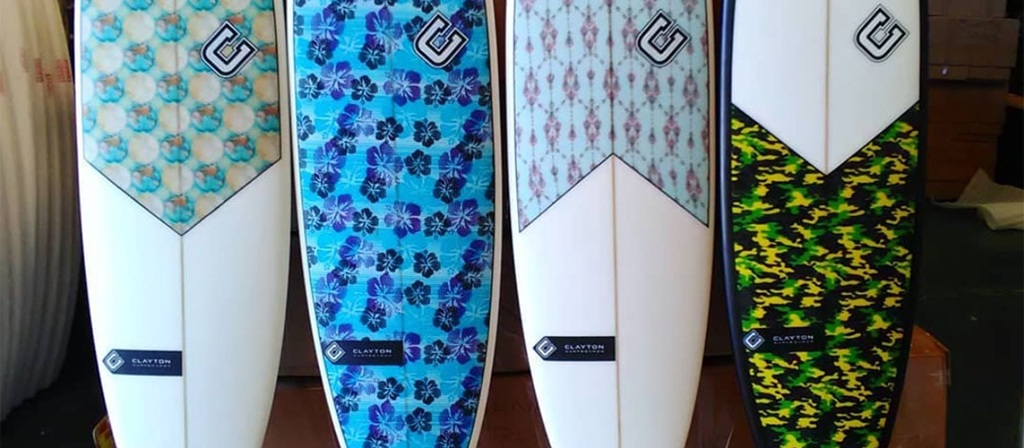 How do you clean a surfboard before painting