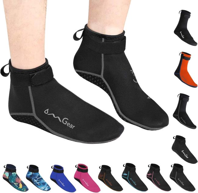 OMGear neoprene water socks (3mm/5mm) with anti-slip sole, sand protection for beach and swimming use